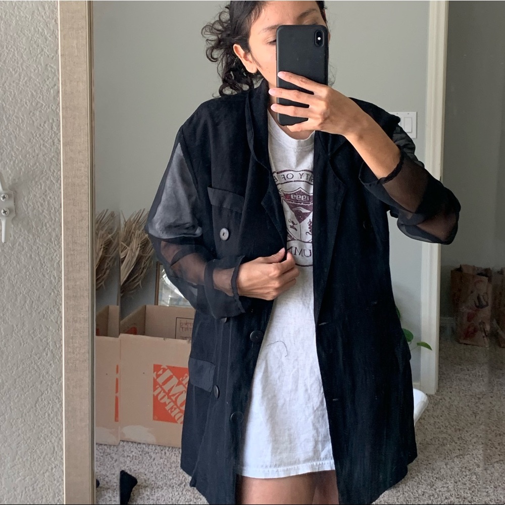 VINTAGE SLEEVE DETAIL BLAZER